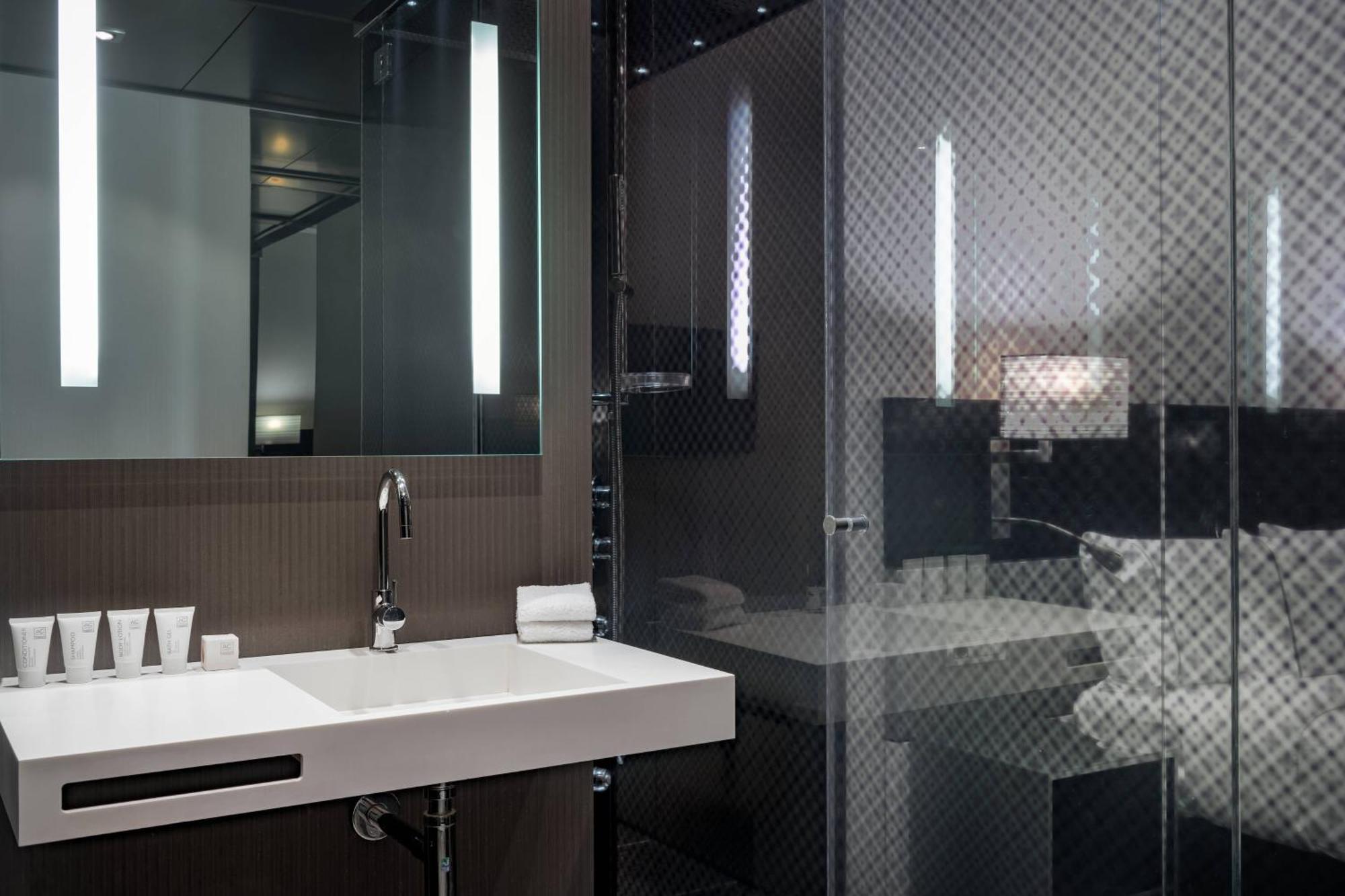 Ac Hotel Atocha By Marriott Madrid Eksteriør bilde