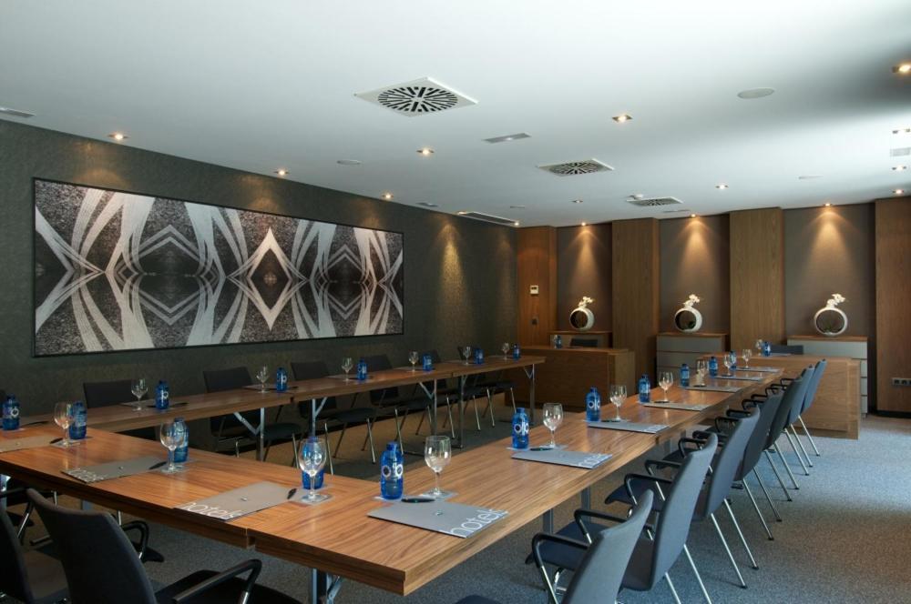 Ac Hotel Atocha By Marriott Madrid Eksteriør bilde
