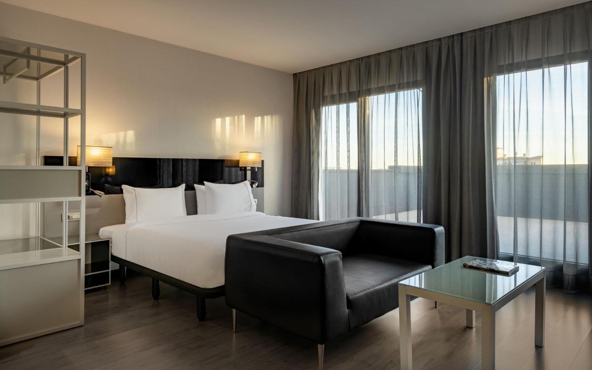 Ac Hotel Atocha By Marriott Madrid Eksteriør bilde